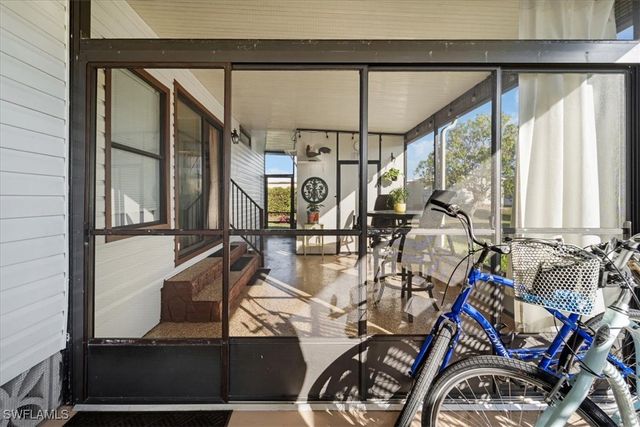 10 Lake Diane Dr, Naples, FL 34114