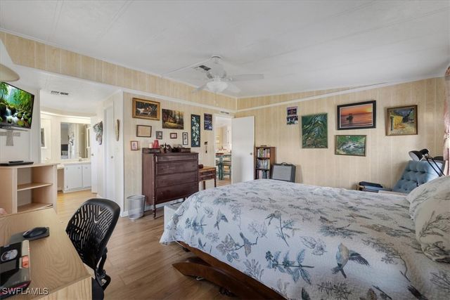 10 Lake Diane Dr, Naples, FL 34114