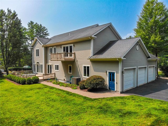 16 Woodland Way, Erwin, NY 14870