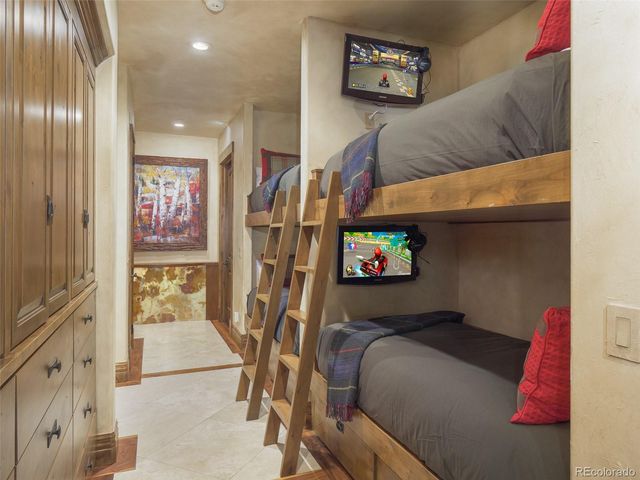 330 High Park Court, Silverthorne, CO 80498