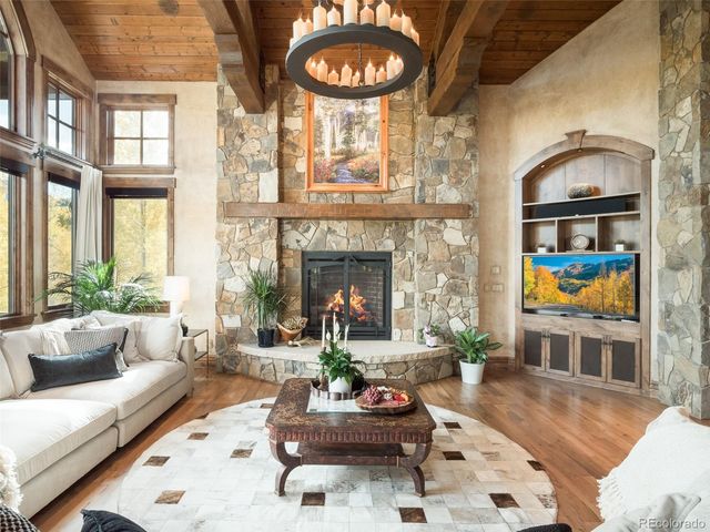 330 High Park Court, Silverthorne, CO 80498