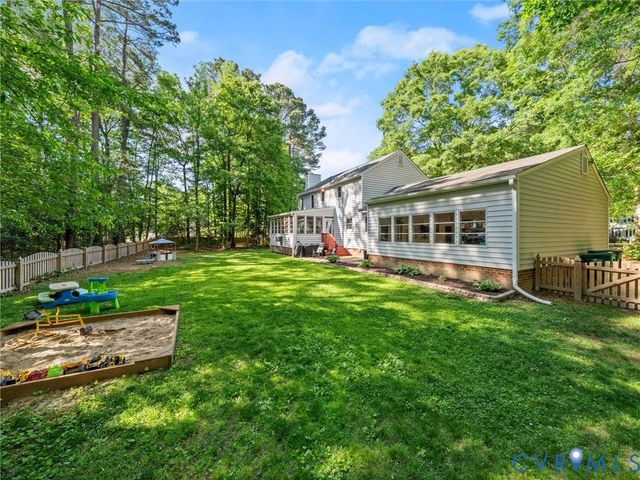 10213 Acworth Ct, Glen Allen, VA 23060