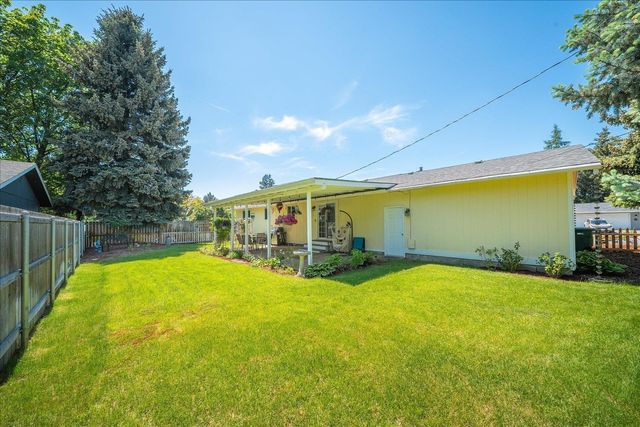 12802 E 27TH St, Spokane, WA 99216