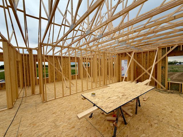 6777 Meghan Avenue, Bettendorf, IA 52722