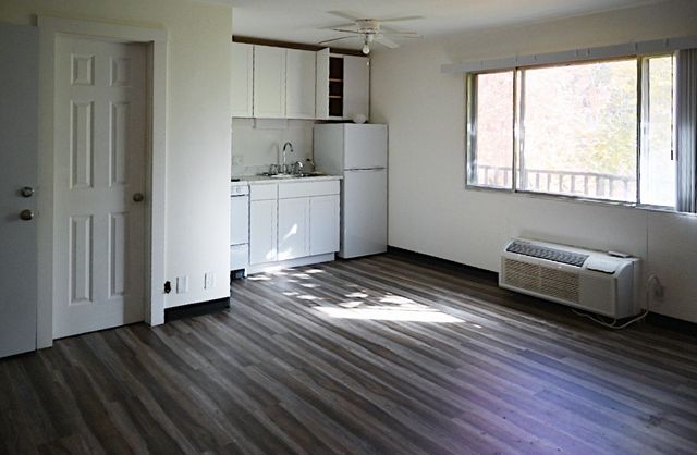 444-488 Angella Street, Dubuque, IA 52001