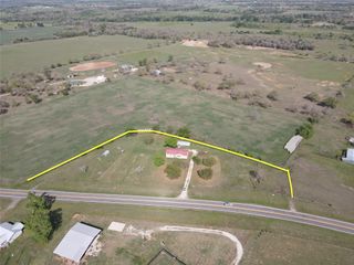 5471 S Fm 486, Thorndale, TX 76577