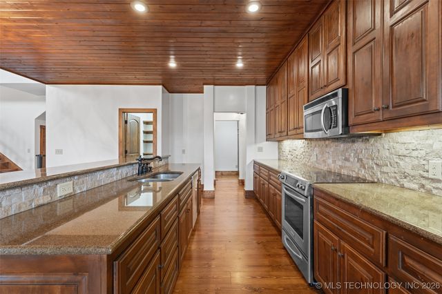 34206 Osprey Road, Afton, OK 74331