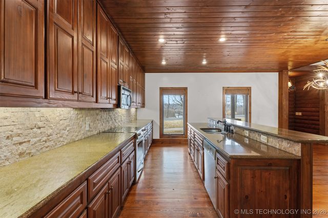 34206 Osprey Road, Afton, OK 74331