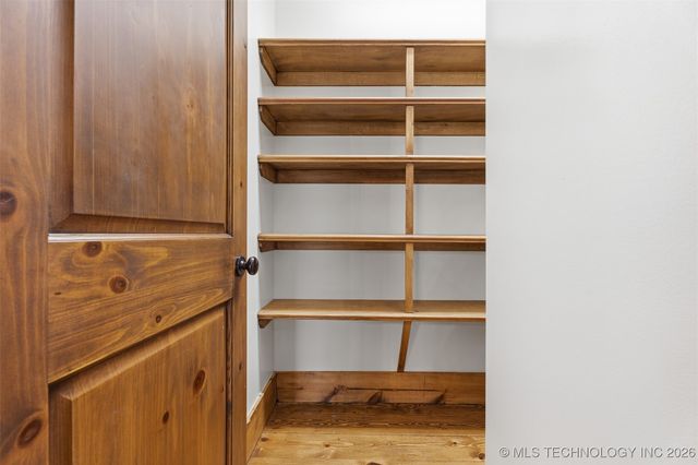 34206 Osprey Road, Afton, OK 74331