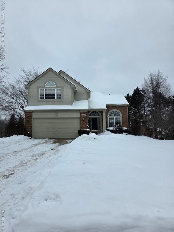 3663 Normandy Court, Oakland Charter Township, MI 48306
