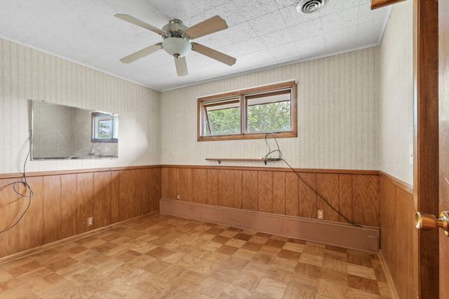 10724 32nd Avenue N, Plymouth, MN 55441