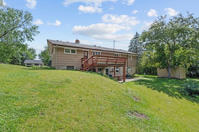 10724 32nd Avenue N, Plymouth, MN 55441