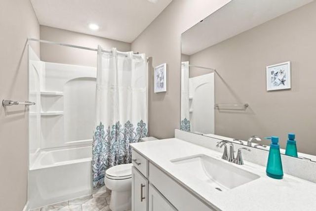 1511 Dogwood Lane, Carver, MN 55315