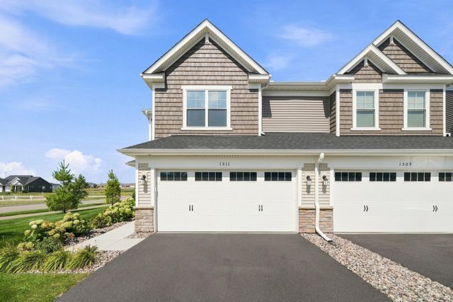 1511 Dogwood Lane, Carver, MN 55315