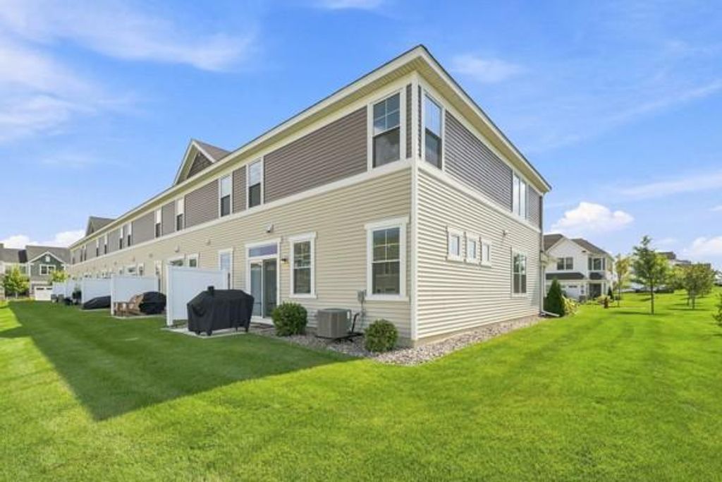 1511 Dogwood Lane, Carver, MN 55315 — photo 3