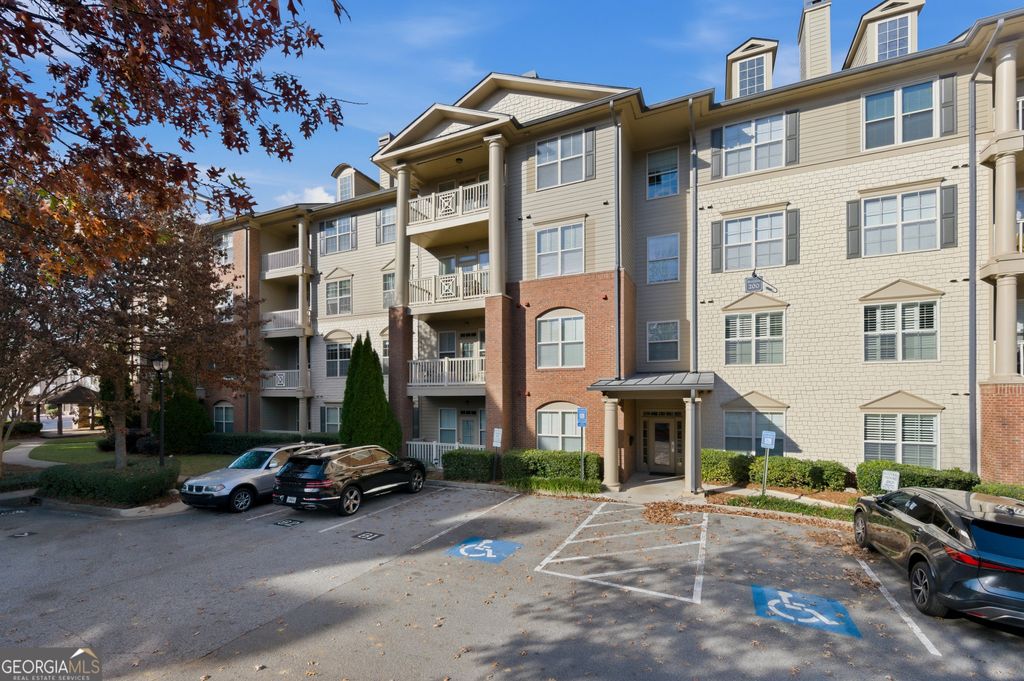 4805 W Village Way SE UNIT, Smyrna, GA 30080