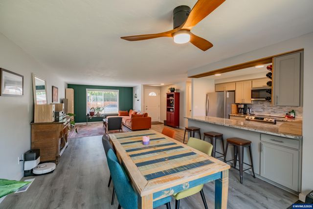 1321 Rock Creek Dr S, Salem, OR 97306