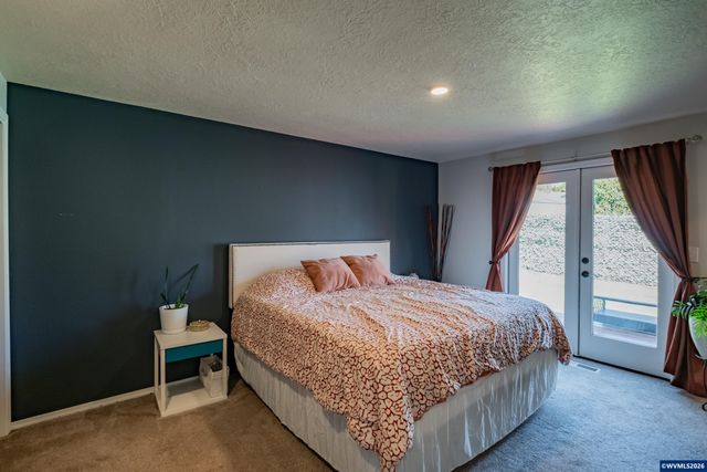 1321 Rock Creek Dr S, Salem, OR 97306