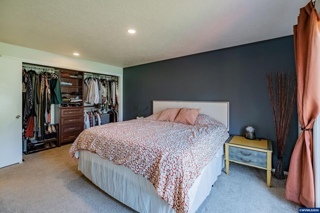 1321 Rock Creek Dr S, Salem, OR 97306