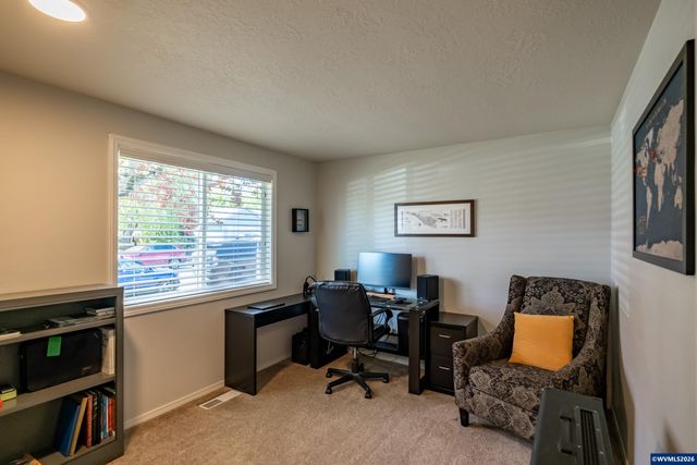 1321 Rock Creek Dr S, Salem, OR 97306