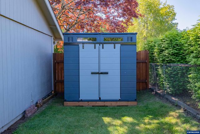 1321 Rock Creek Dr S, Salem, OR 97306