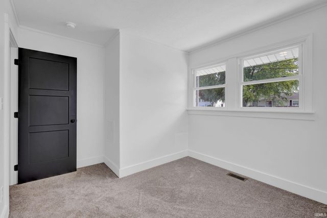 1007 23rd Street, Bedford, IN 47421