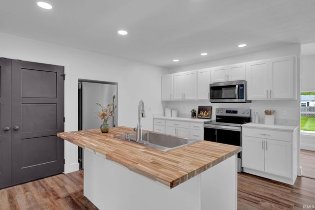 1007 23rd Street, Bedford, IN 47421