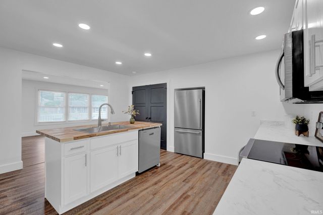 1007 23rd Street, Bedford, IN 47421