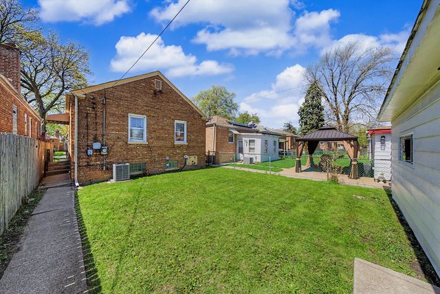 14223 S Wallace Avenue, Riverdale, IL 60827