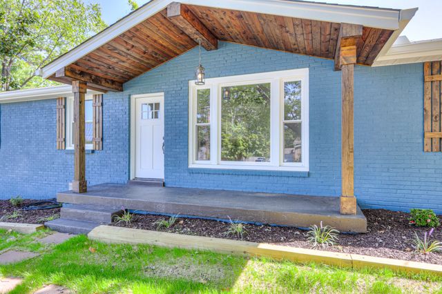 403 Kinhawk Dr, Nashville, TN 37211