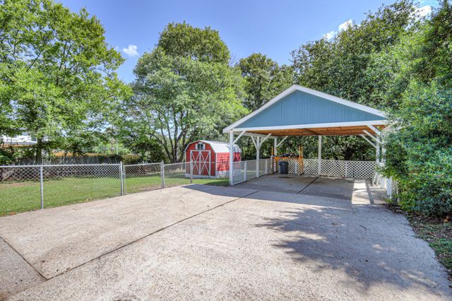 403 Kinhawk Dr, Nashville, TN 37211