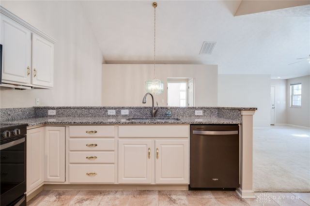 479 Beth Page Circle, Dayton, OH 45458