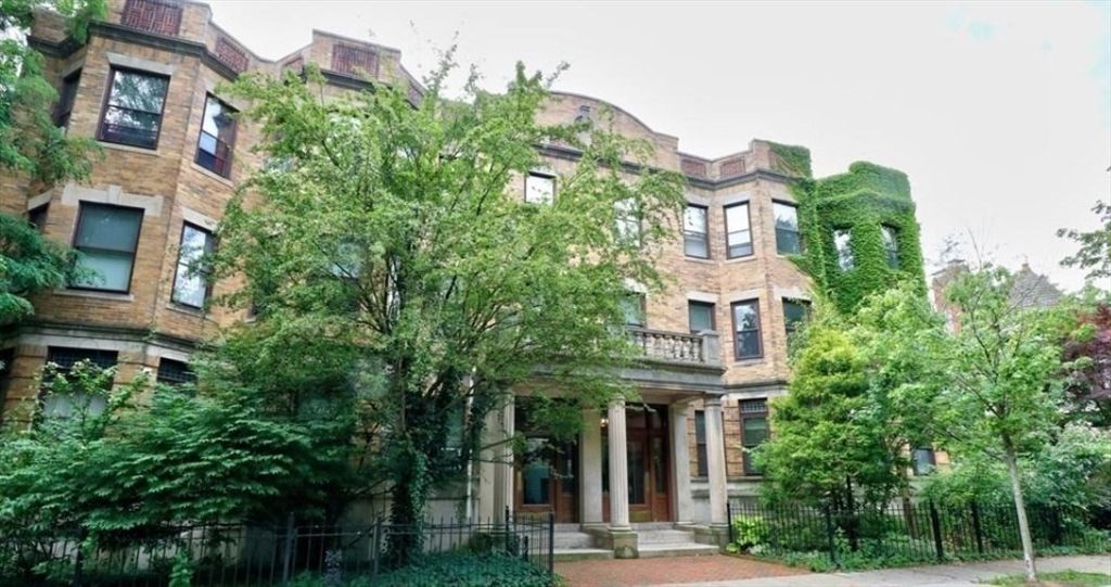 45 Mason Terrace 1, Brookline, MA 02446