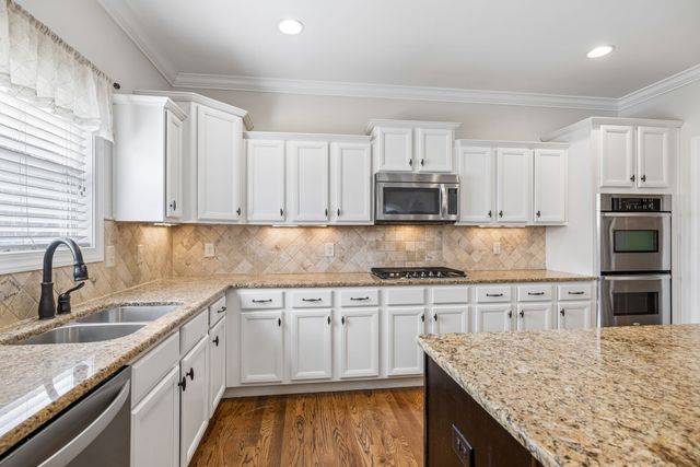 3007 Arbuckle Ln, Spring Hill, TN 37174