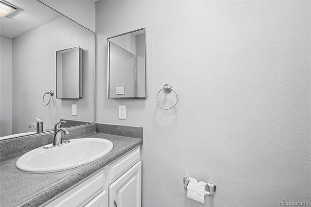 7210 W Stetson Place 33, Littleton, CO 80123