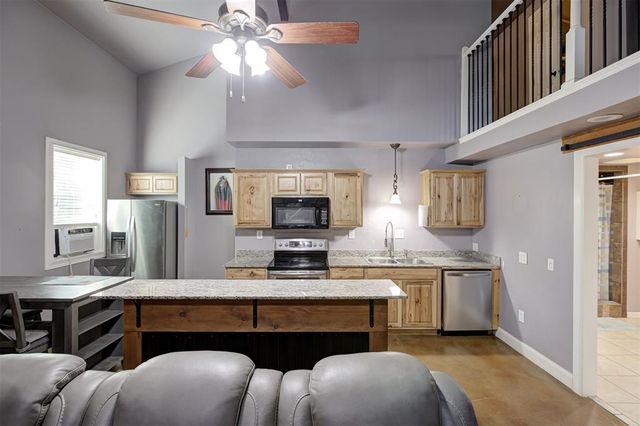 13001 Taylor Wayne Lane, Oklahoma City, OK 73165