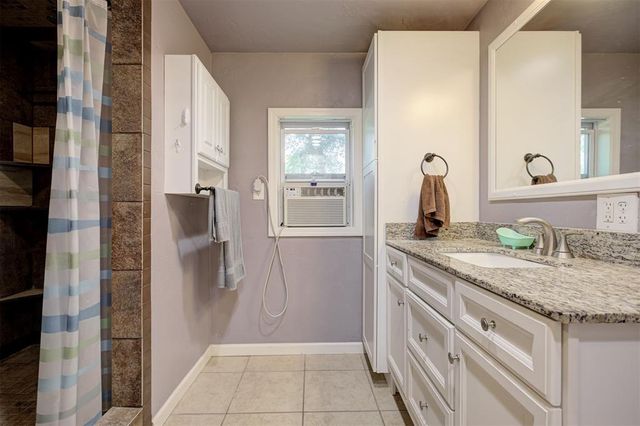13001 Taylor Wayne Lane, Oklahoma City, OK 73165