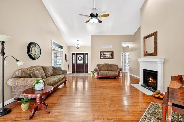 47 Schaper Oaks Court, Foristell, MO 63348