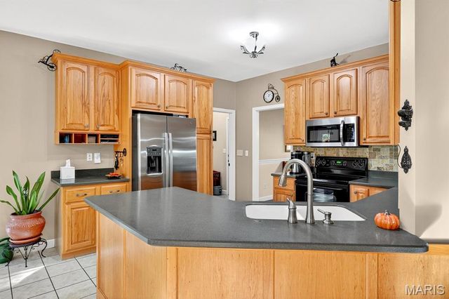 47 Schaper Oaks Court, Foristell, MO 63348