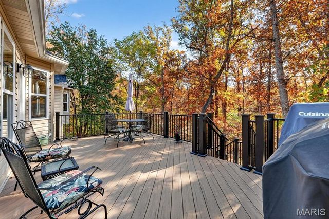 47 Schaper Oaks Court, Foristell, MO 63348