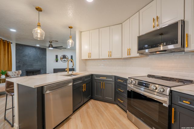 9251 ENCINO VLG, San Antonio, TX 78250