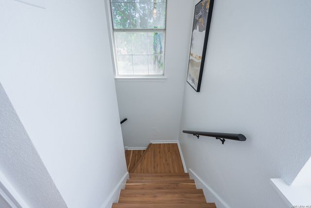 9251 ENCINO VLG, San Antonio, TX 78250