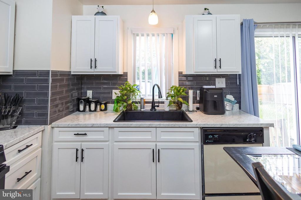 2847 JOSEPH AVE, Baltimore, MD 21225