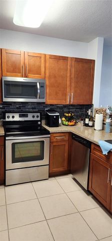 11811 SW 228th Ln, Miami, FL 33170