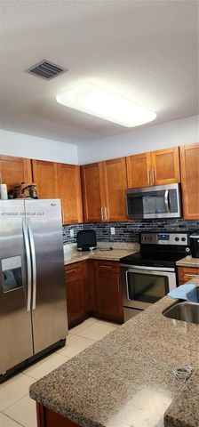 11811 SW 228th Ln, Miami, FL 33170