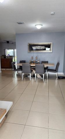 11811 SW 228th Ln, Miami, FL 33170