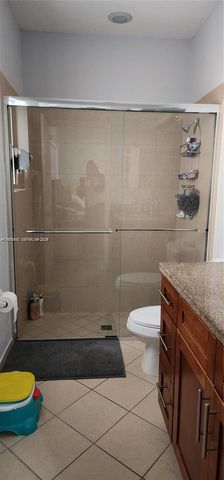 11811 SW 228th Ln, Miami, FL 33170