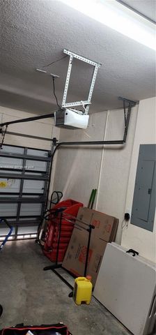 11811 SW 228th Ln, Miami, FL 33170