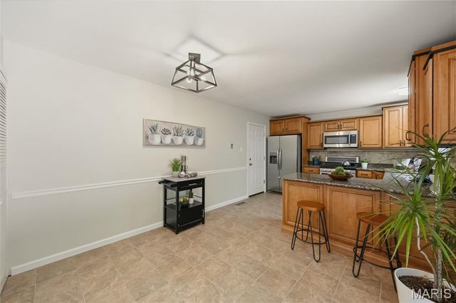 2108 Olde Winery Road, Oakville, MO 63129