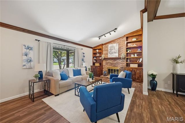 2108 Olde Winery Road, Oakville, MO 63129